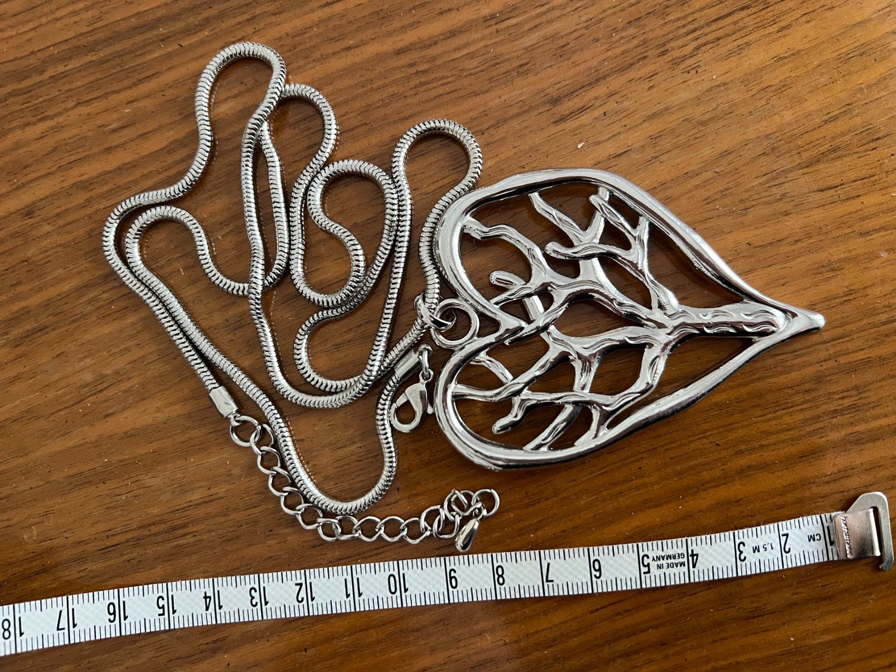 Catenine: Kette mit Anhänger Baum – Usato da Oensingen venduto da katepe 6