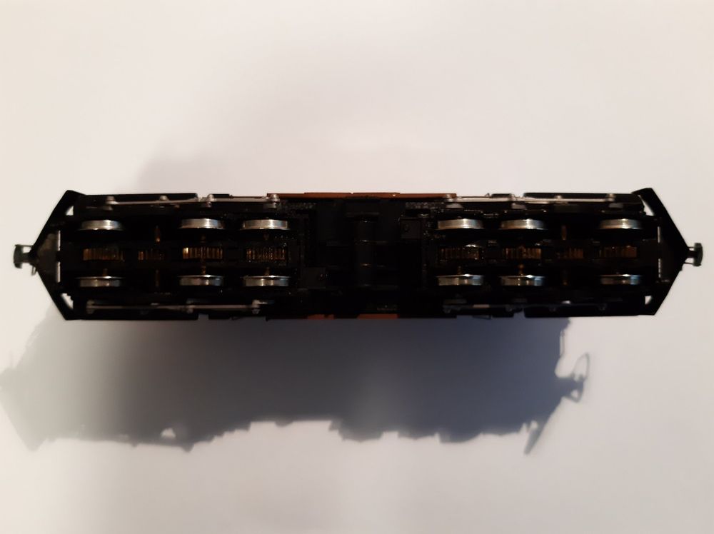 Bemo Modelleisenbahnen: Bemo H0m 1255 121 RhB Ge 6/6 I 413 Krokodil digitalisiert – Gebraucht aus Thun von Schwarzsee48 4