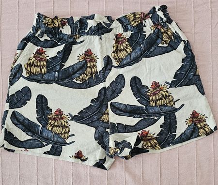 Sommer Shorts von H&M x Desmond&Dempsey, Gr. 38 mit Leinen