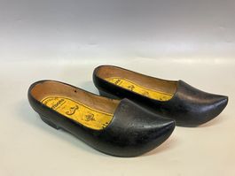 Rarität antike Damen Holzschuhe  Fabrique de Sabots