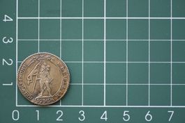 226 jährige bkantonsmünze helvetische republik 5 batzen 1799