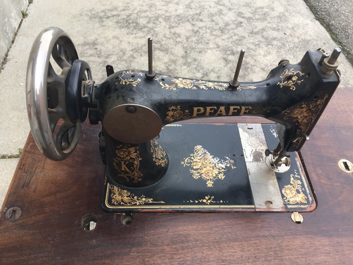 Pfaff Macchine da cucire: MACHINE À COUDRE VINTAGE PFAFF – Difettoso da Apples venduto da Gasscret 1