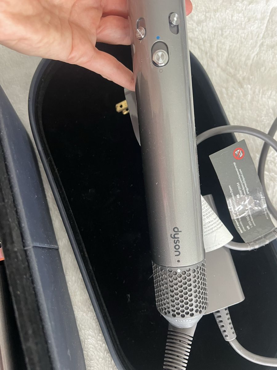 Dyson Asciugacapelli: Dyson Airwrap Complete Long Top Condition (USA plug) – Usato da Oberägeri venduto da rus_7vhx 2