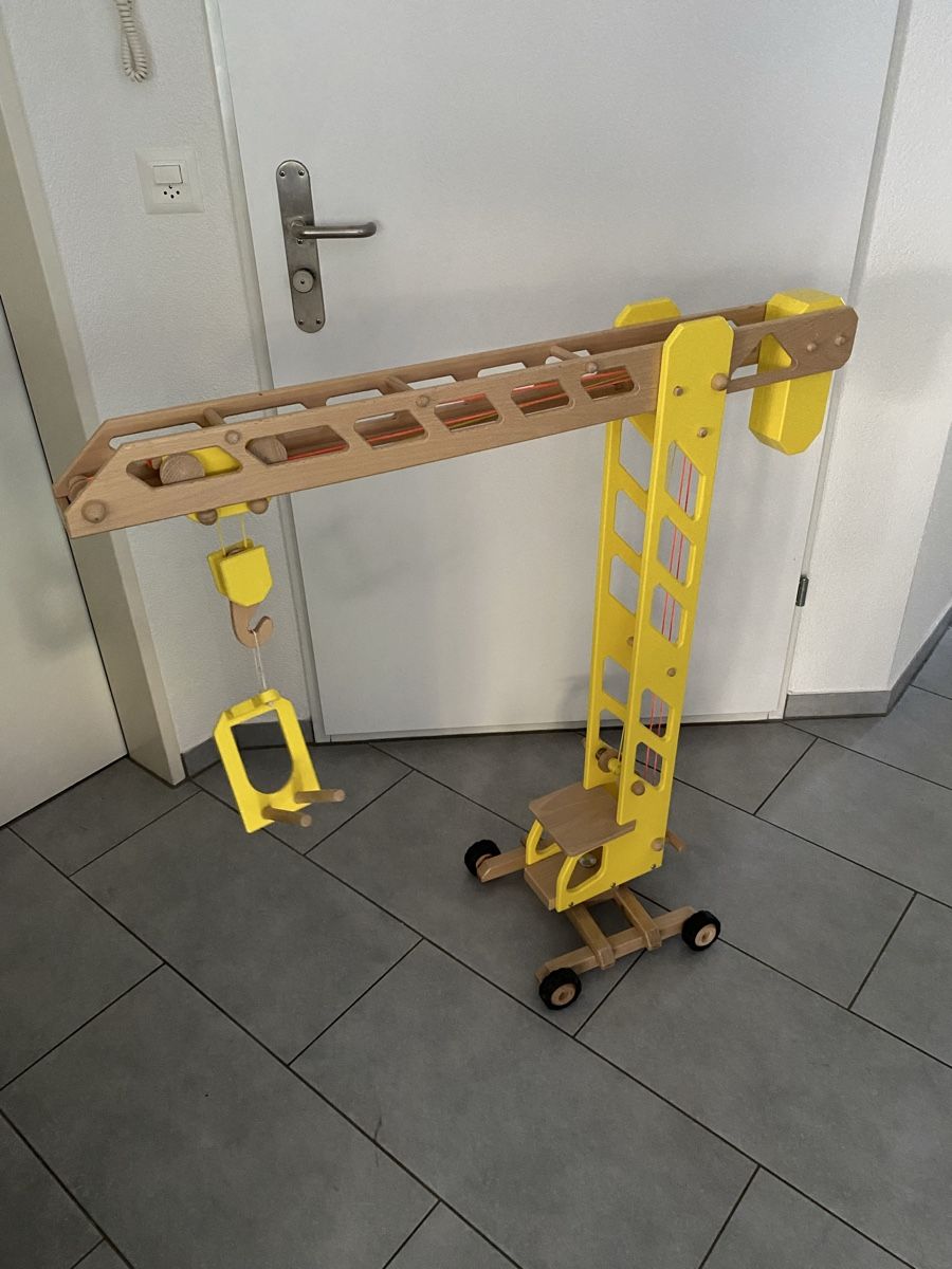 Gru: grosser goki baukran – Usato da Landquart venduto da lumima