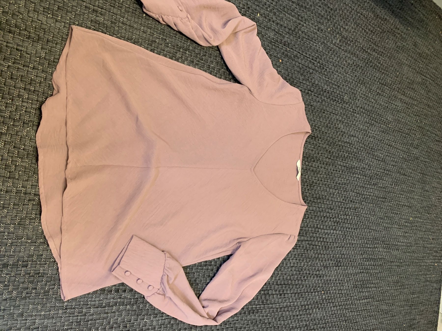 Blusen: Only Bluse lila XS/S – Gebraucht aus Bad Zurzach von Cuore34