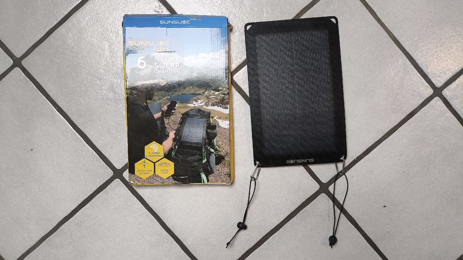 Caricabatterie: Sunslice Fusion Flex 6 Watt Solar Ladegerät  – Nuovo (secondo la descrizione) da Boniswil venduto da puncakjaya