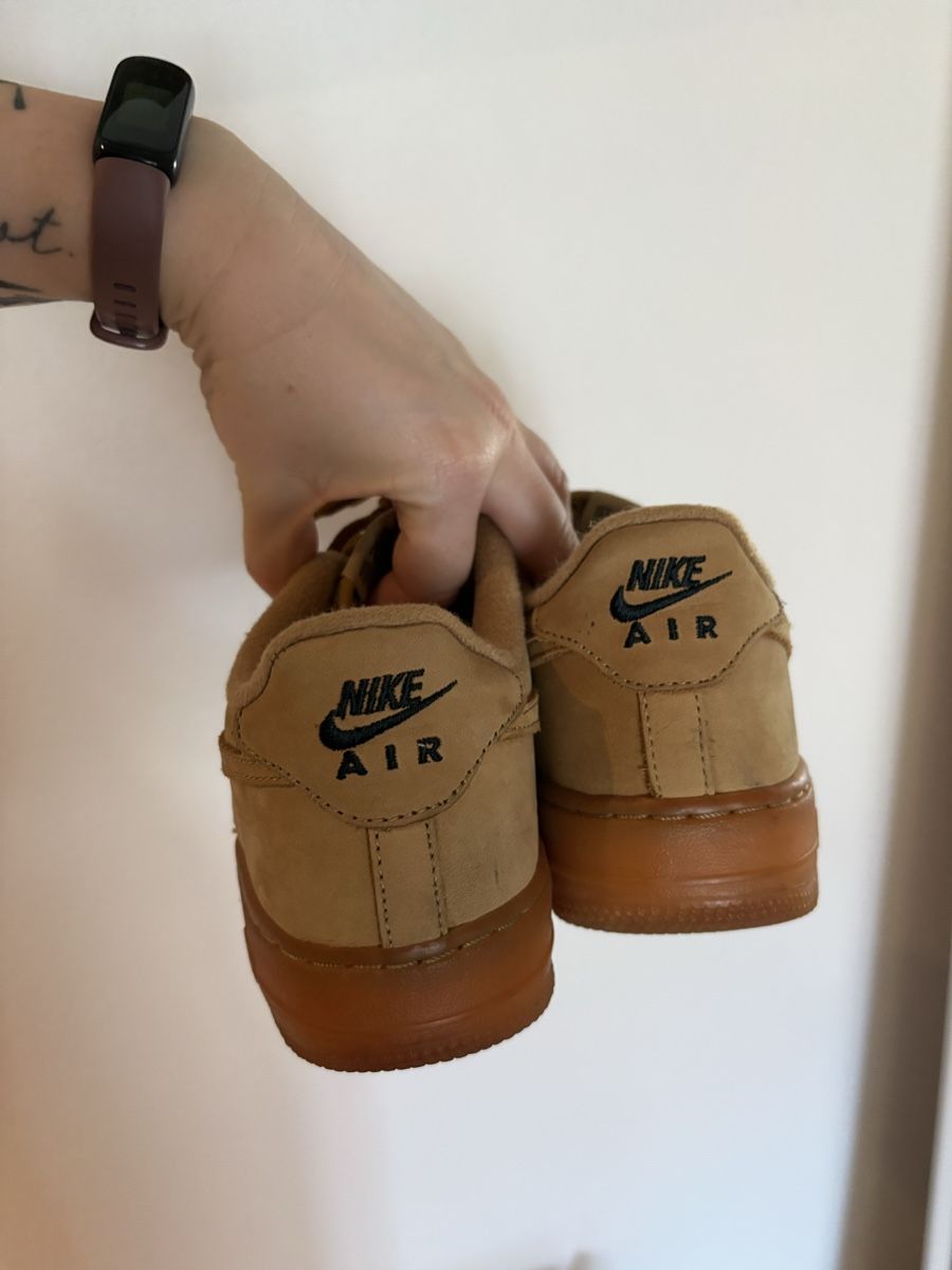 Scarpe da donna: Nike Air Force 1 Damen Schuhe beige – Usato da Fraubrunnen venduto da cur_c2cc 2