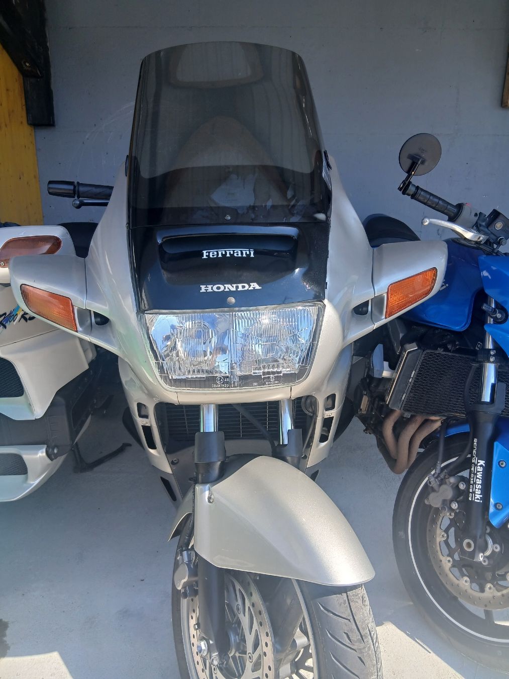 Strada: Honda BMW Kawazaki  – Usato da Romanel-s-Lausanne venduto da site76 2