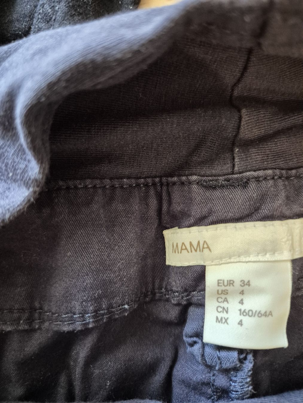 H&M Pantaloni: 🤰Umstandshose Set Gr 34 – Usato da Uznach venduto da SuwM 1