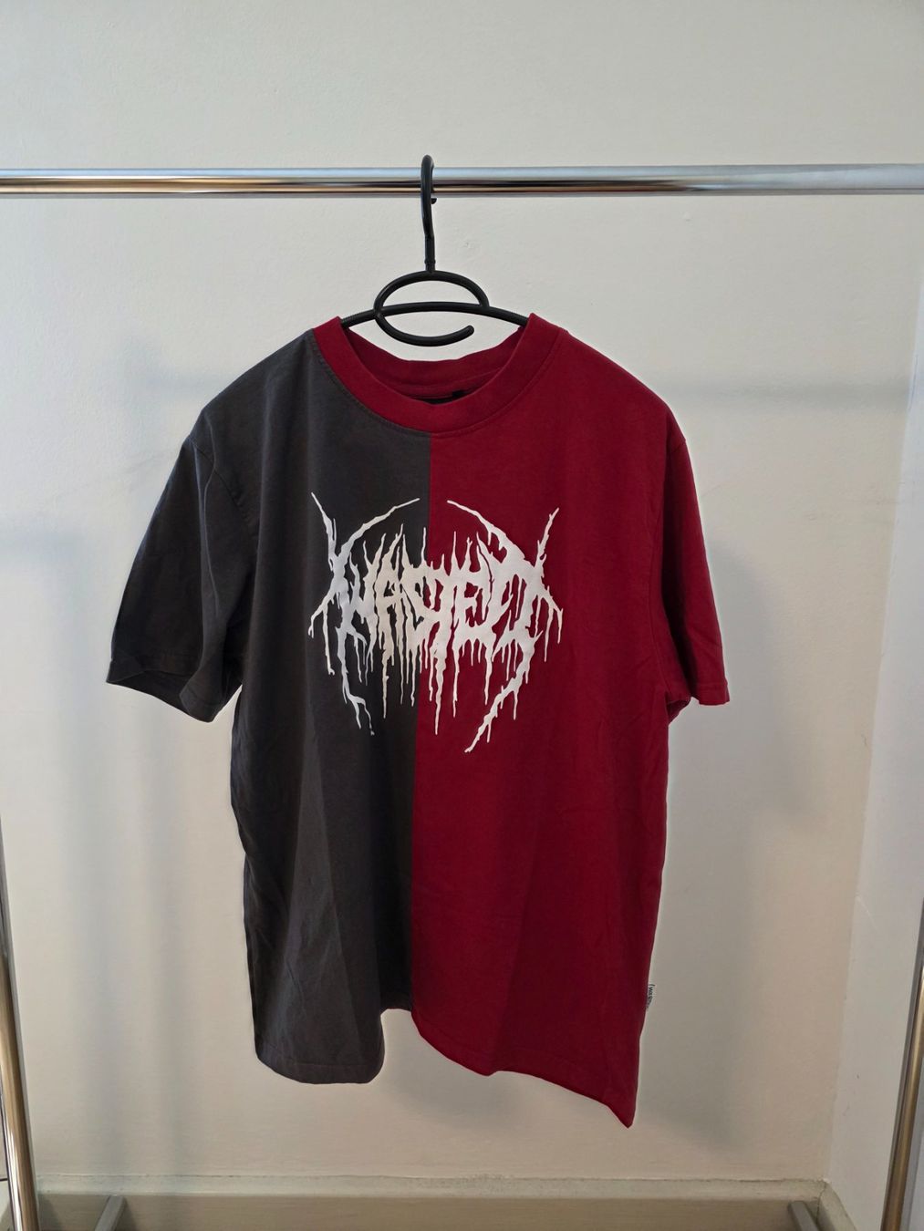 T-shirt: T-Shirt Wasted Paris – Nuovo (secondo la descrizione) da Rothenfluh venduto da sel_j856
