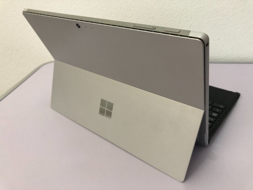 Surface Pro 5, super Zustand, i5-7300U, 8GB RAM, 256GB SSD | Kaufen auf ...