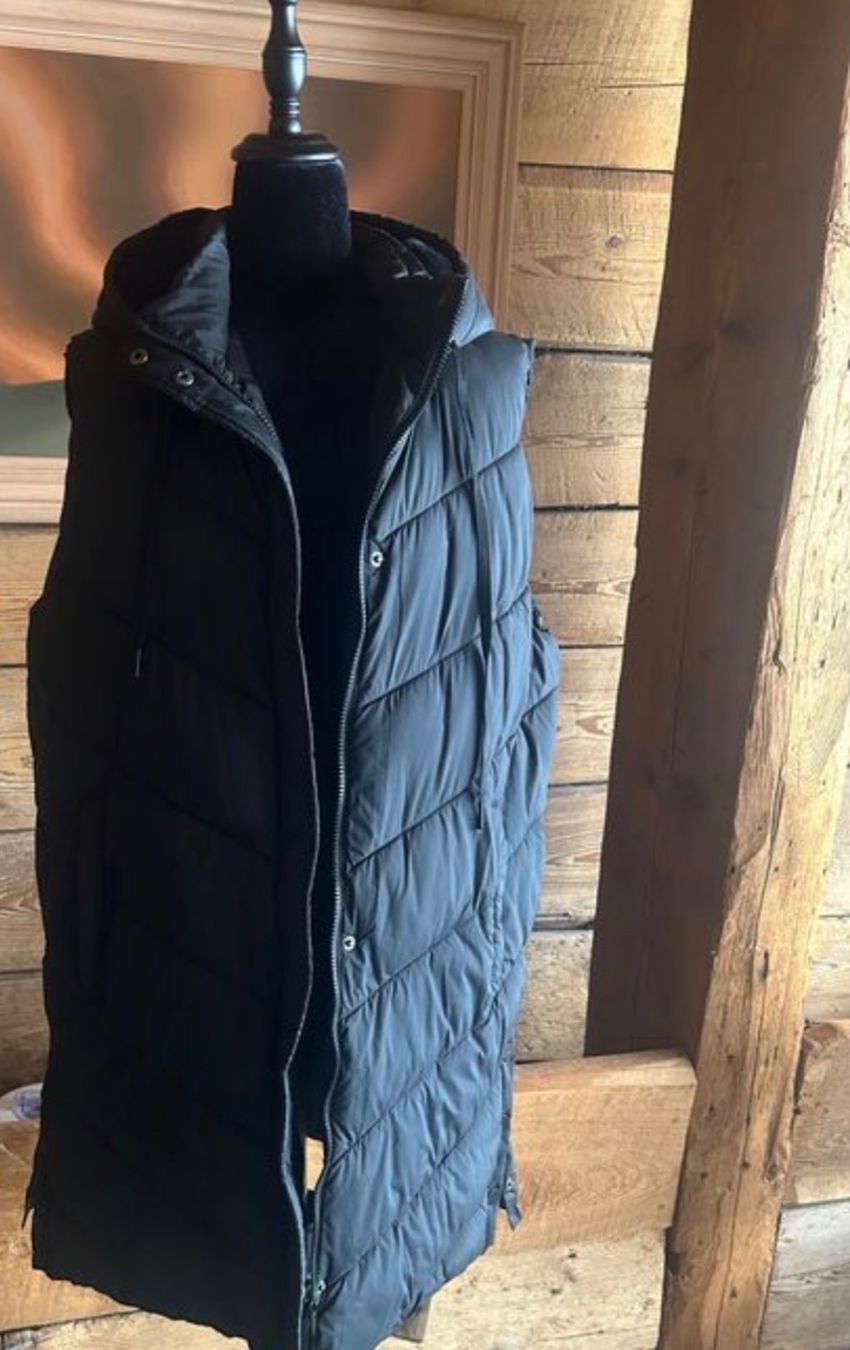 Gilets & Westen: Gilet long matelassé – Neu (gemäss Beschreibung) aus Val-d'Illiez von Dombou