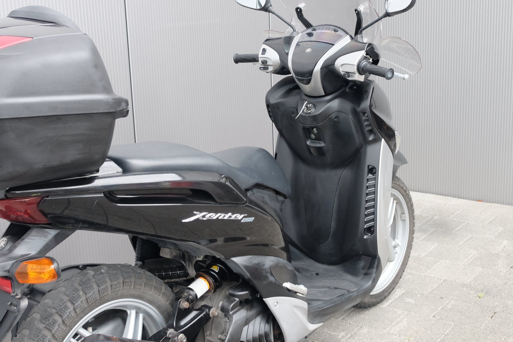 Yamaha Scooter: Yamaha HW125 Xenter – Usato da Sargans venduto da pirelli146 5