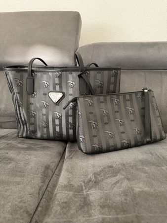 Maison Mollerus Genf inkl. Clutch