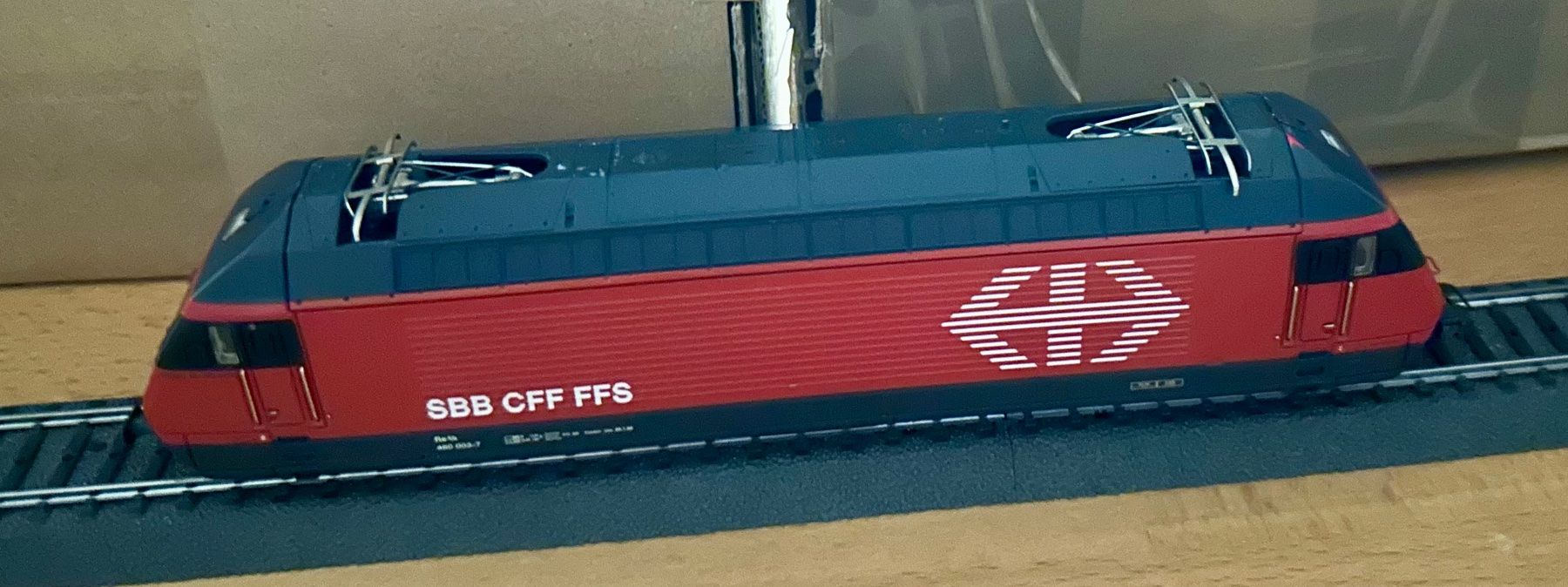 Märklin Modelleisenbahnen: Märklin RE 460 2000 SBB AC Delta Digital – Gebraucht aus Oftringen von ib.85 1