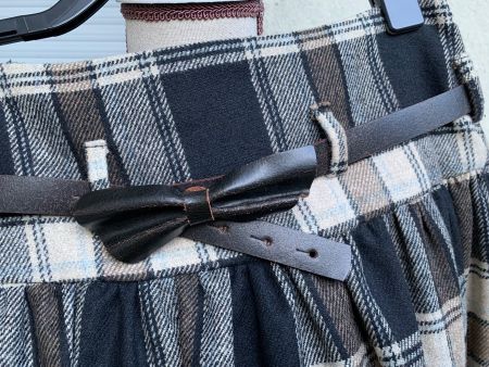 Superbe jupe laine BRUNO SAINT-HILAIRE+ceinture en cuir t.36