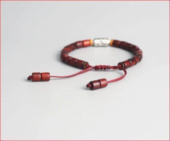 Armbänder & -reifen: Tibetisches Armband in Handarbeit – Neu und originalverpackt aus Burgdorf von XJ6 1