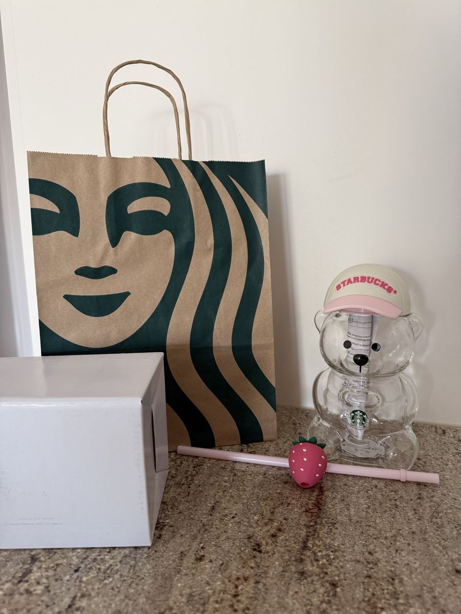 Starbucks Borracce & Thermos: Starbucks Bear Pink – Nuovo e nell'imballaggio originale da Brüttisellen venduto da Bluepurple1 1