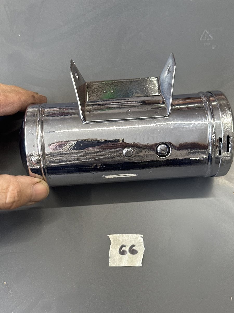 Mofas: Original Mofa Oldtimer werkzeug Behälter silber Top – Gebraucht aus Fällanden von frosch58