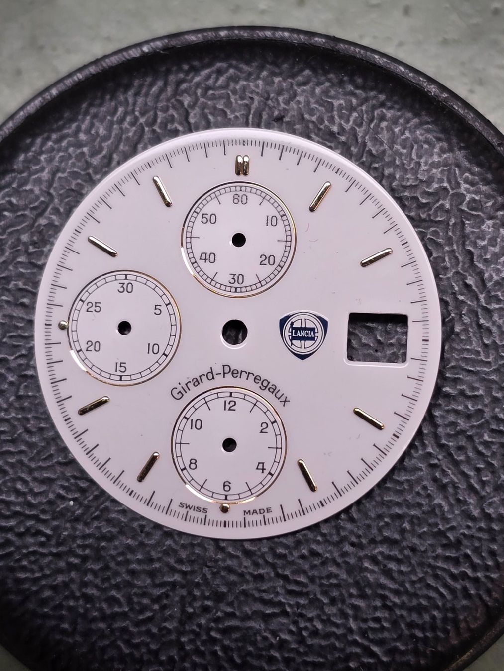 Girard-Perregaux Orologi: Cadran Girard-Perrégaux  Lancia – Usato da Tramelan venduto da Nirdan