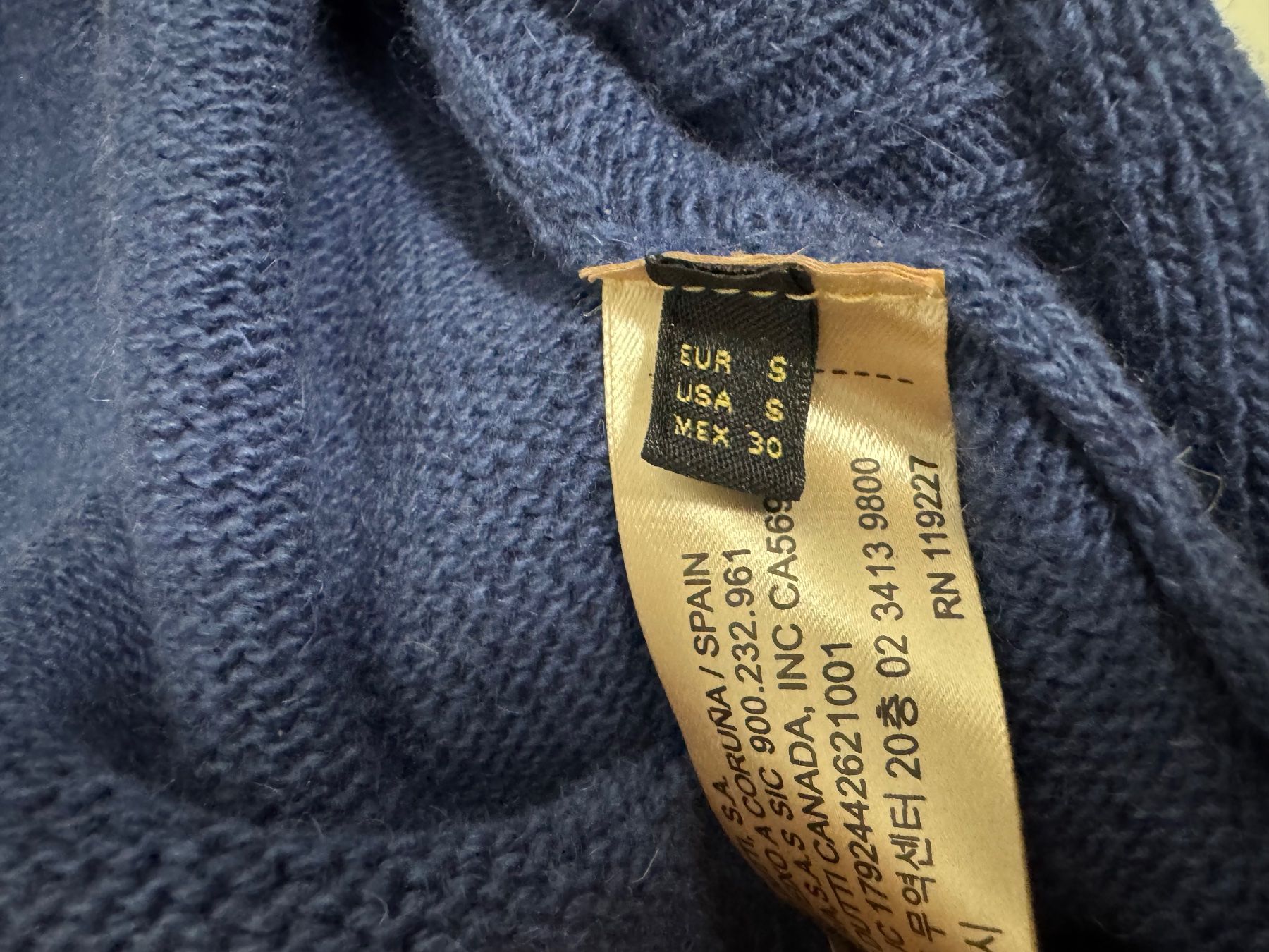 Massimo Dutti Gilets & Westen: Massimo Dutti Cardigan/Strickjacke – Gebraucht aus Muhen von Cottoneyes 3