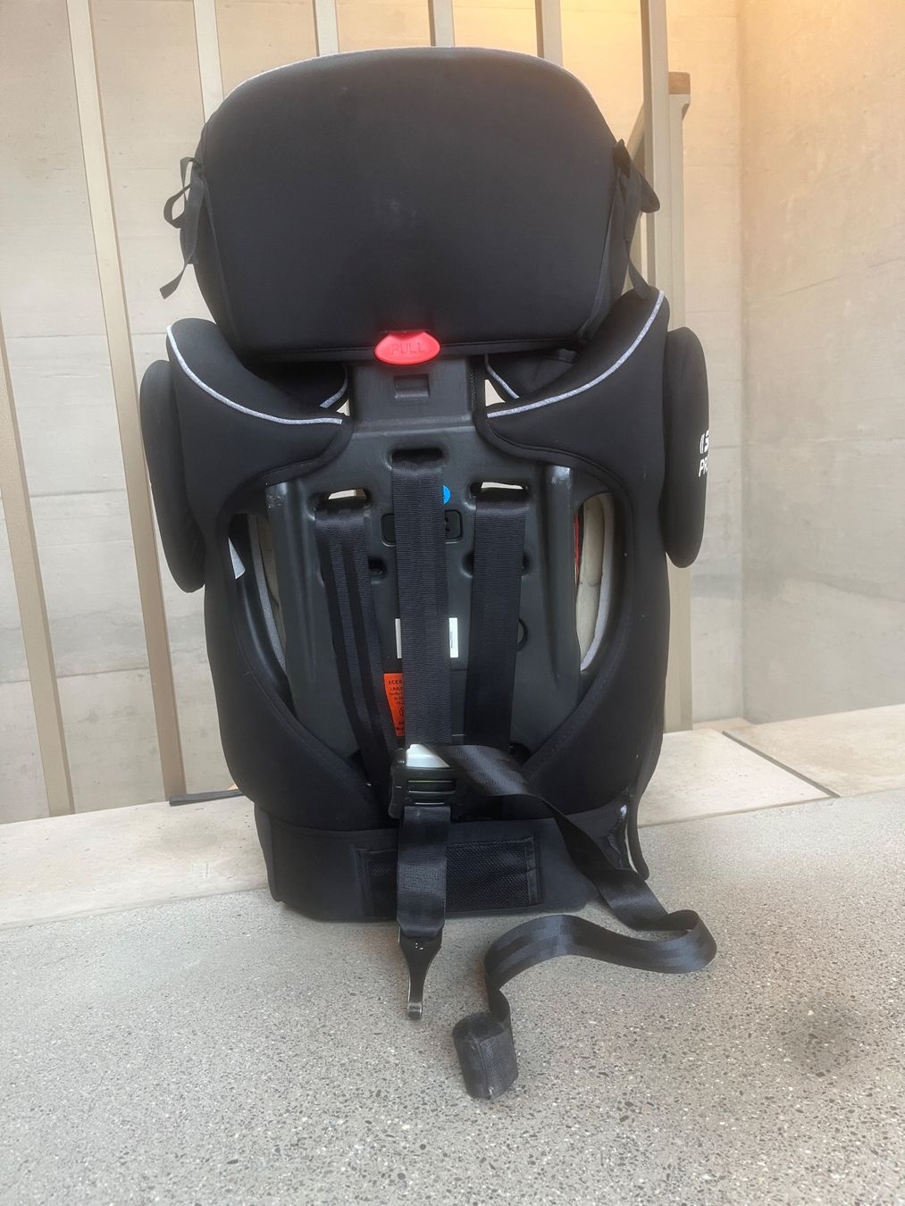 Osann Auto-Kindersitze: Autositz (6-18kg) – Gebraucht aus Zürich von laelza 1