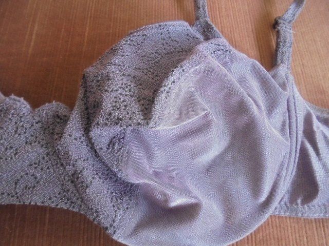 Sonstige Unterwäsche: BH Gr. 85 C lila mit Spitzen NEU – Neu (gemäss Beschreibung) aus Hinwil von Glasperlen 3