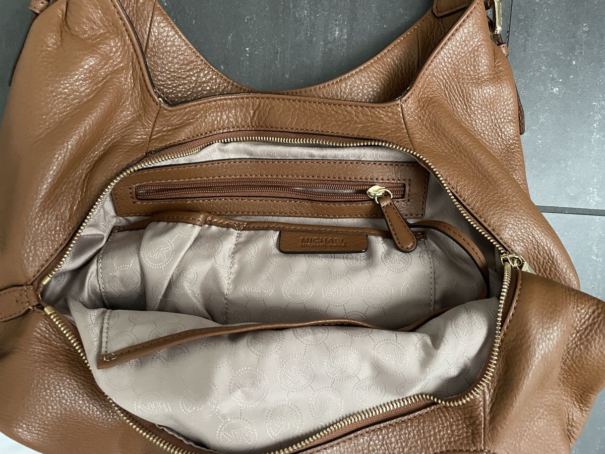 Michael Kors Sacs femmes: Neu! Michael Kors Handtasche  – Neuf (Voir description) à Nussbaumen AG par kisha28 4