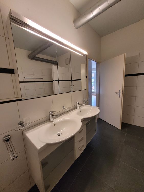 Waschbecken/Lavabo inkl. Spiegelschrank  - Inventur 2