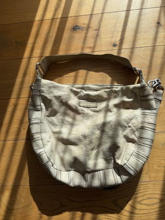 Liebeskind Berlin Vintage Beuteltasche aus Leder, beige