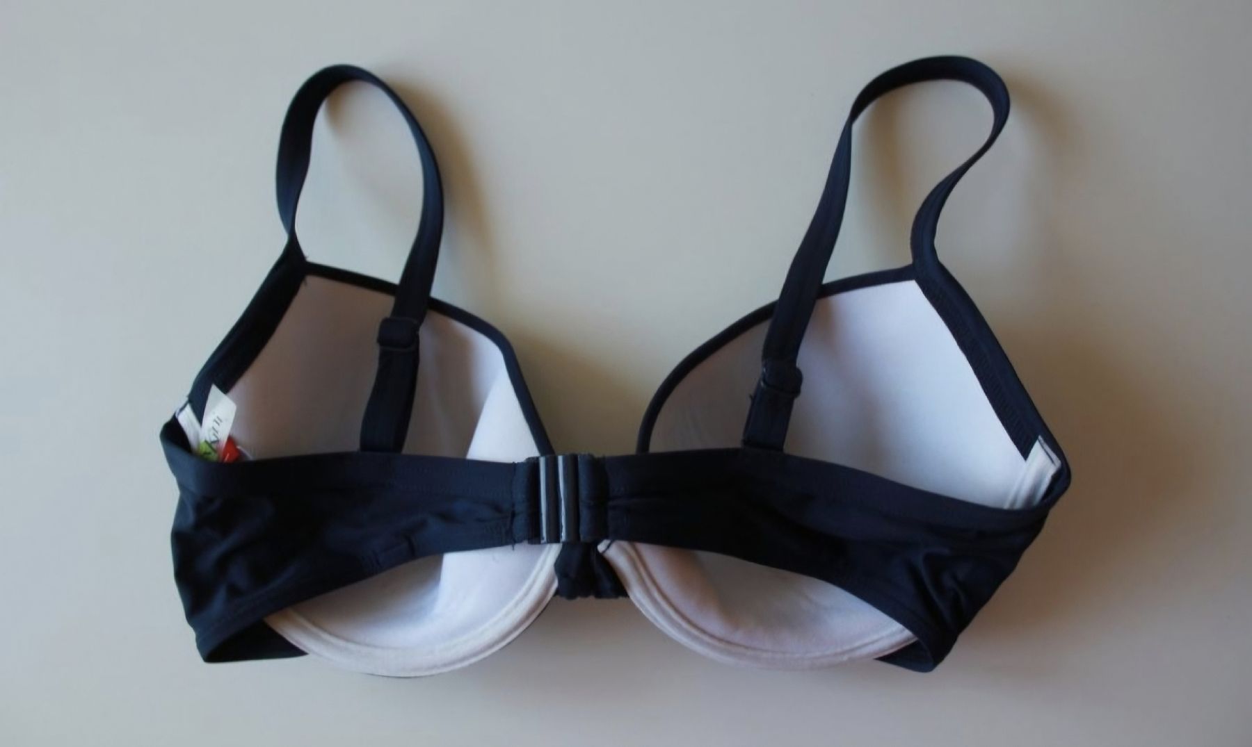 Costumi da bagno & Bikini: Bikini Oberteil Gr. 38 D – Nuovo (secondo la descrizione) da Igis venduto da Tiggers1 1