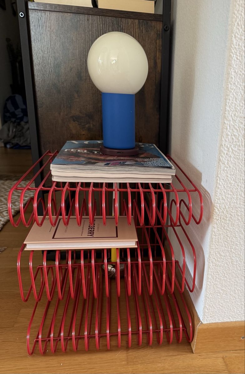 Cassettiere: Roter Beistelltisch Neu – Nuovo e nell'imballaggio originale da Männedorf venduto da mariadelrocioeberle 4