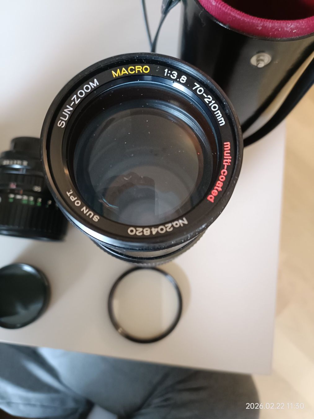 Canon Fotocamera: Canon AE-1 Set (4 Objektive, div. Filter, Tasche, Stativ) – Usato da Zürich venduto da Tionne 8