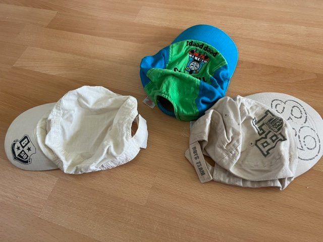 Berretti & Sciarpe: Sonnenhut Pakette Gr.48, 50 – Usato da Wabern venduto da MagdalenaWabern 1