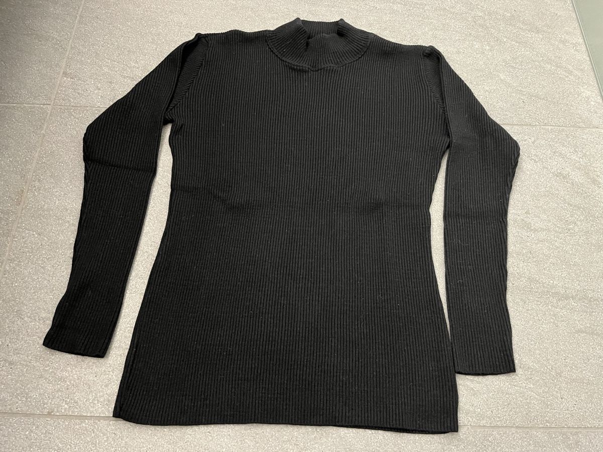 Pullover & Sweatshirts: Pullover – Gebraucht aus Fraubrunnen von amm_7kp6