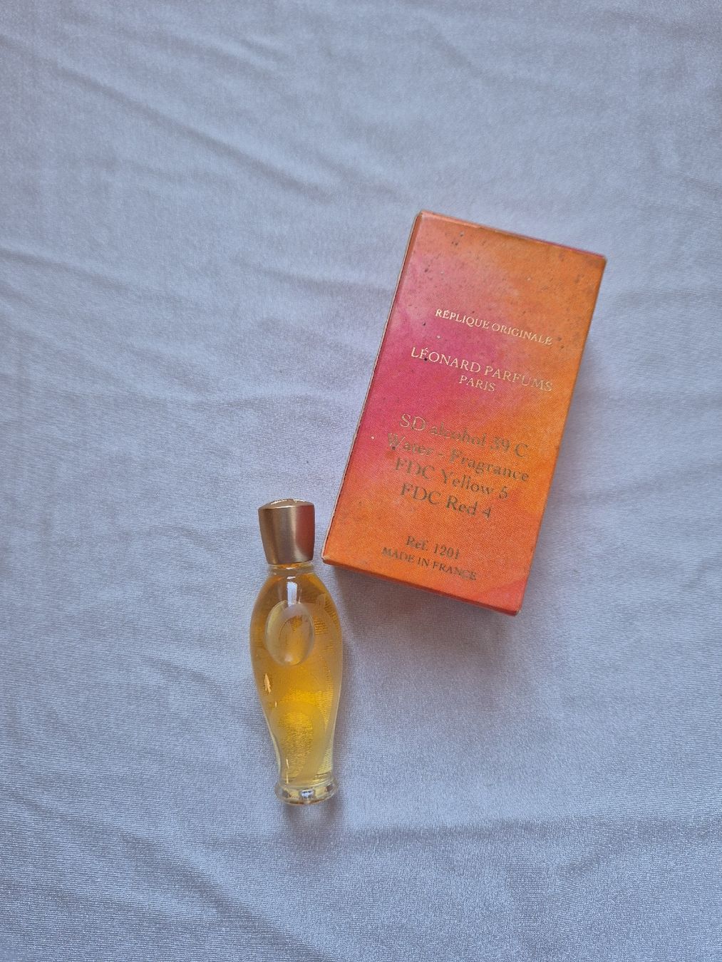 Parfum & Eau de Toilette: Miniature  Fashion de Léonard Paris – Gebraucht aus Genthod von Lenas9 2