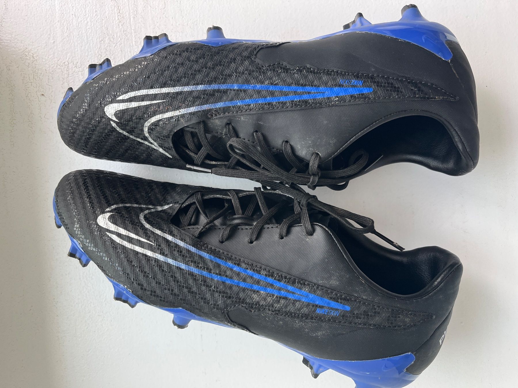 Nike Scarpe per ragazzi: Chaussures de foot à crampons Nike Phantom GT3 Academy – Usato da Court venduto da Style_ambre 9