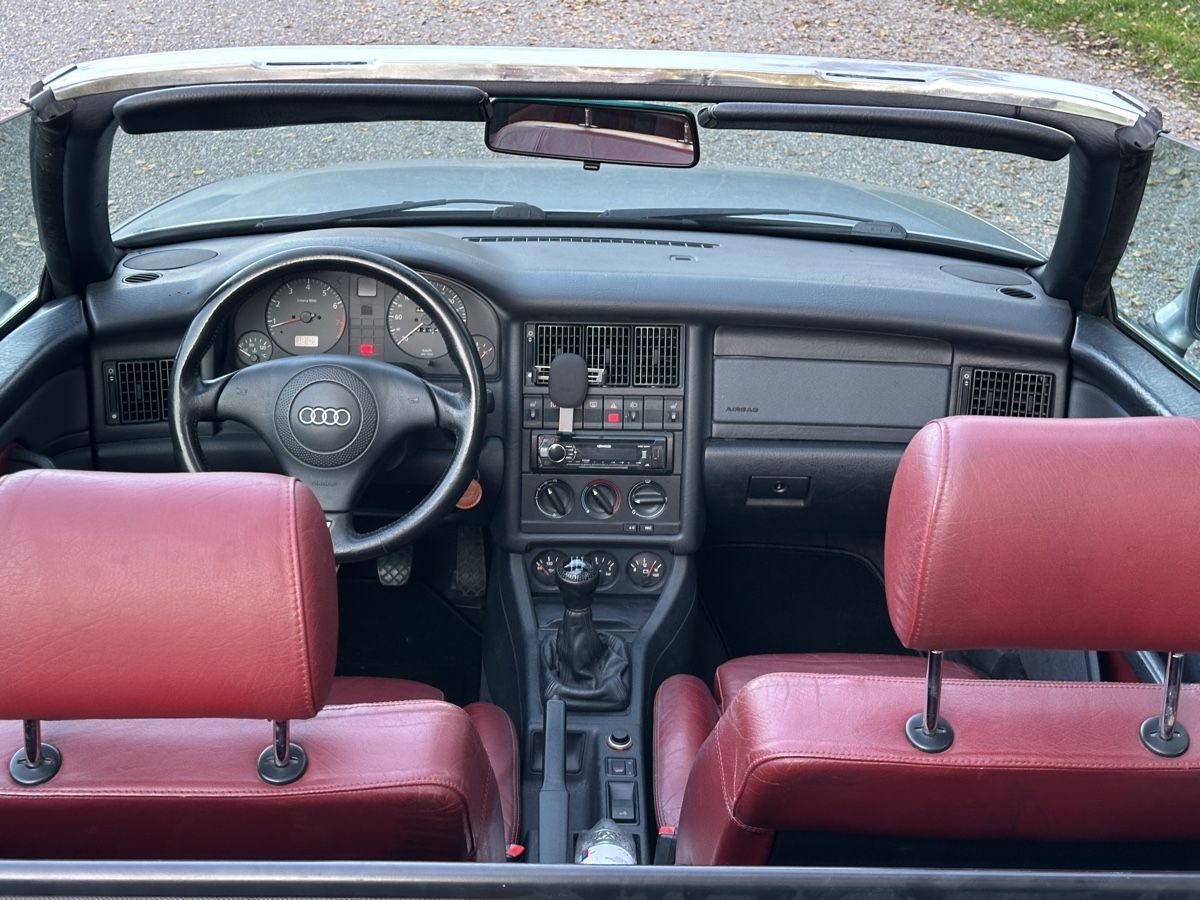 Audi Toutes les pièces auto: Audi 80 Cabriolet 2.6 – D'occasion à Au ZH par sara050 3