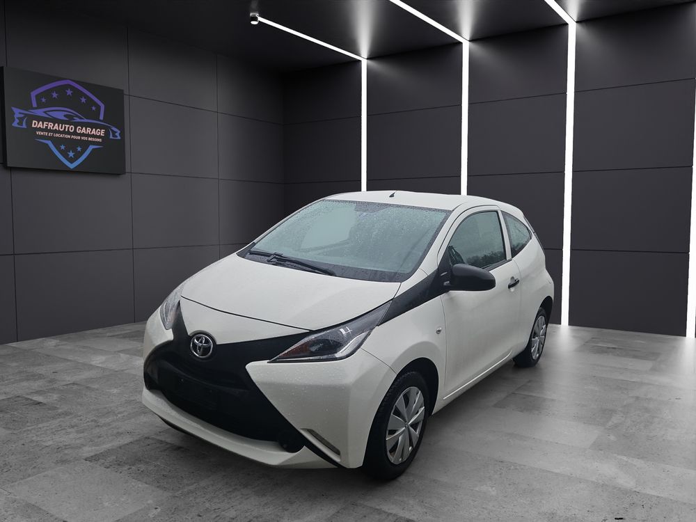 Toyota Automobili: Toyota Aygo, 75'000km, Blanche, Occasion expertisé a jour – Usato da Lucens venduto da dav_n6gv