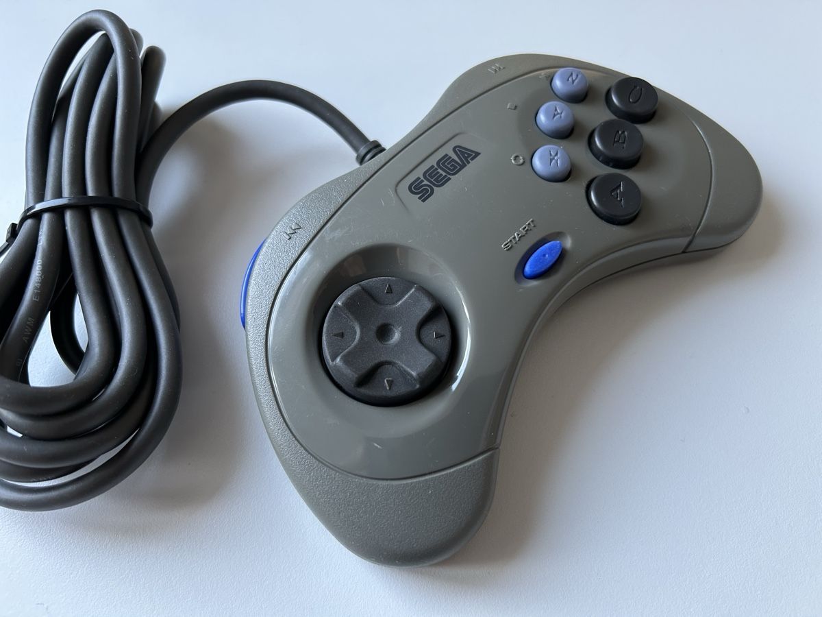 Sega Konsolen: AKTIONSPREIS! Sega Saturn Konsole Original Controller – Gebraucht aus Belp von center-discount