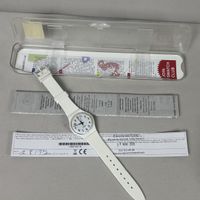 Swatch Gent, blanc intemporel - montre d'occasion avec étui