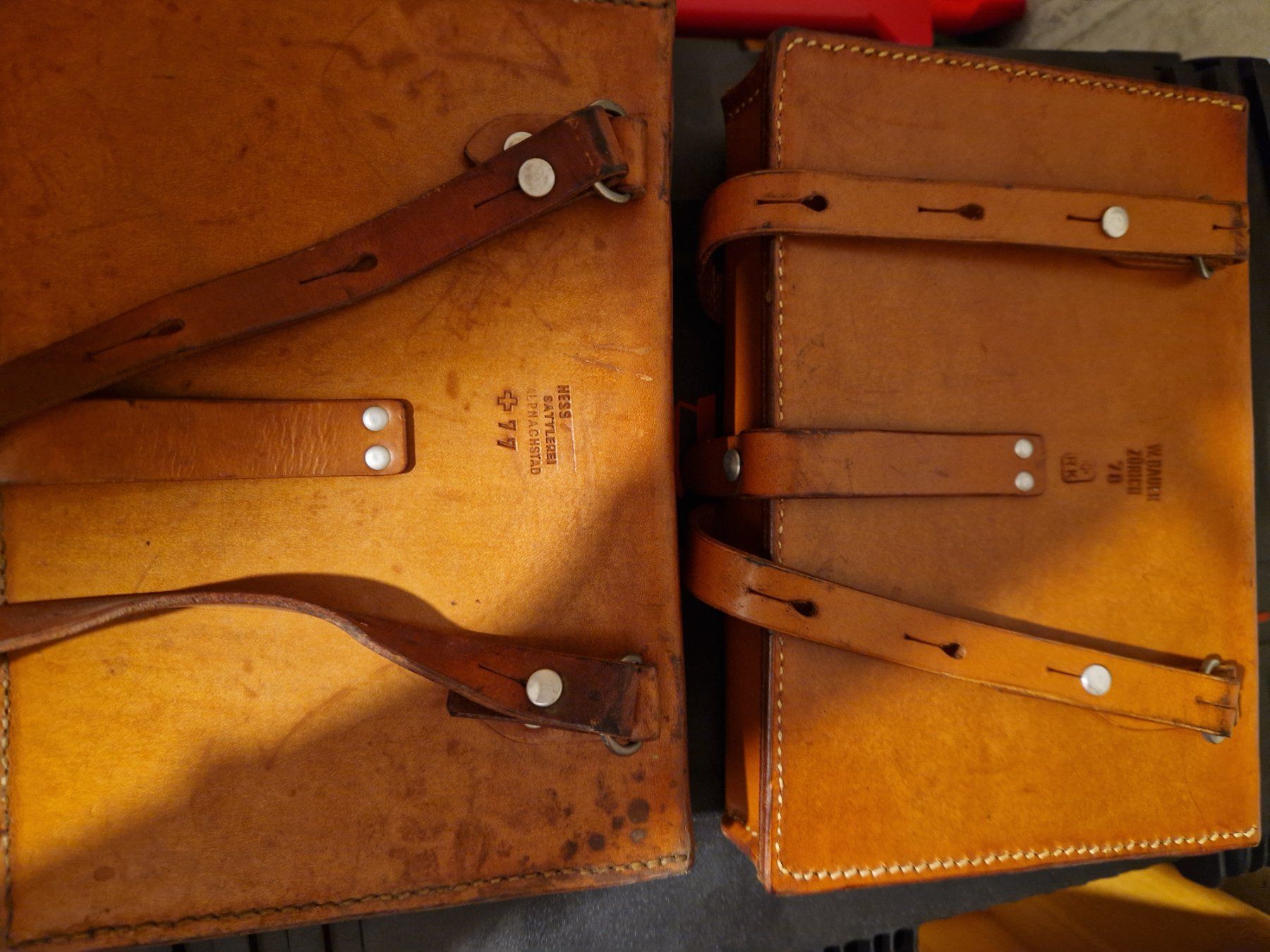Schweizer Armee Taschen: Kartentaschen, Armee – Gebraucht aus Metzerlen von SS01 1