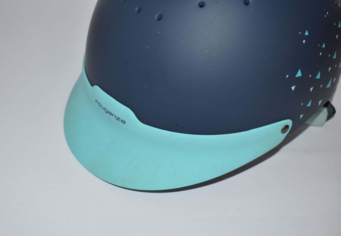Decathlon Helme: Reithelm Mädchen, Decathlon, Gr.M 55-58 – Gebraucht aus Nürensdorf von  1