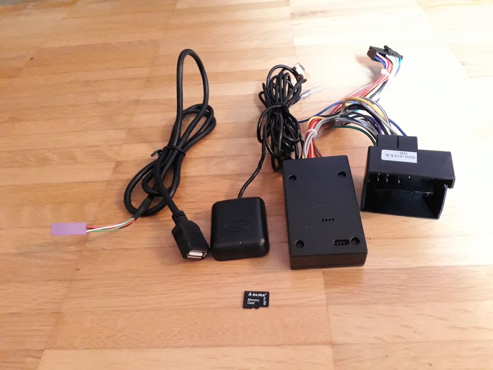 A-Sure Auto Radio mit Navi / USB Kabel für VW Polo R6