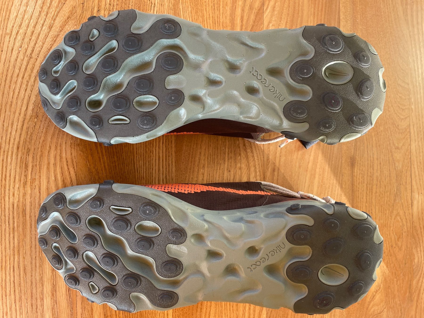 Nike Scarpe da uomo: Nike React Vision Herren Sneaker Gr. 44,5 Top! – Nuovo (secondo la descrizione) da Zürich venduto da Dmbz 1