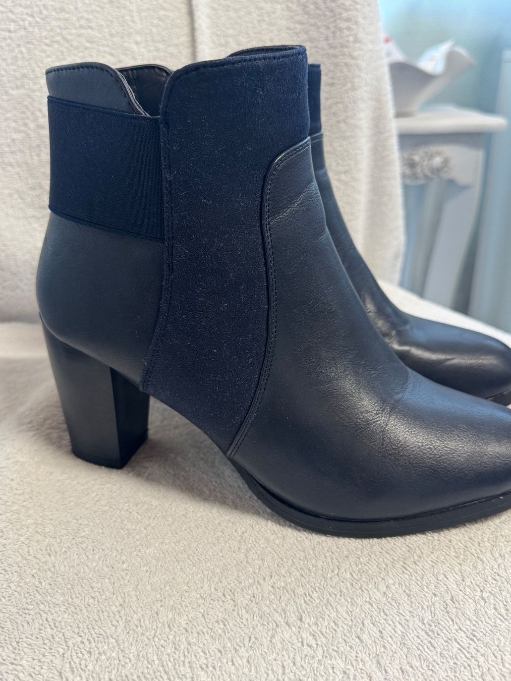 Chaussures femmes: Stiefelette Kunstleder dunkelblau Gr. 38 – Neuf avec emballage d'origine à Zäziwil par blackpearl 7