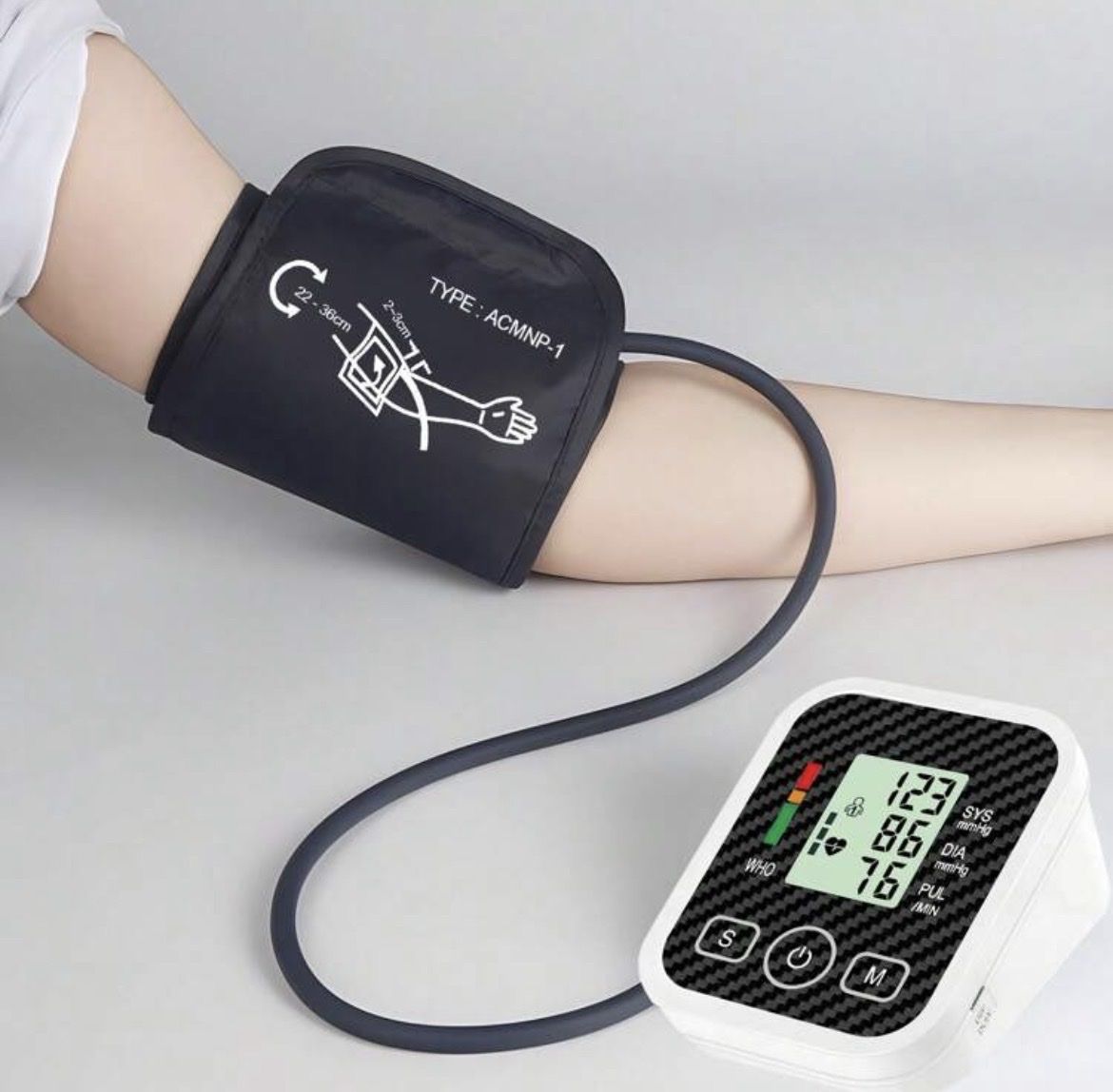 Appareils médicaux: Blutdruckmessgerät Oberarm – Neuf avec emballage d'origine à Emmenbrücke par ShopDirect