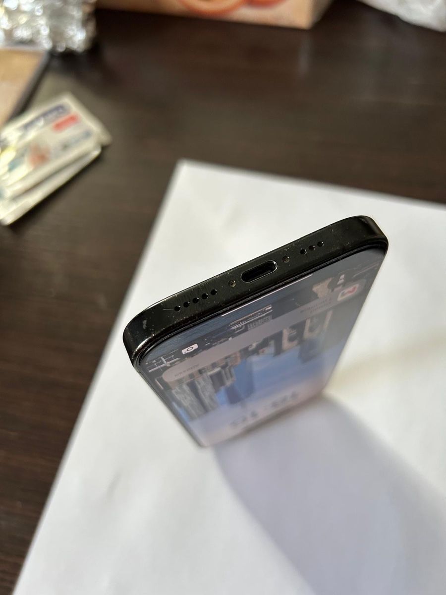 Apple Telefoni cellulari / Smartphones: iPhone 16 Pro 128 gb – Usato da Bioggio venduto da man_nmm7 8