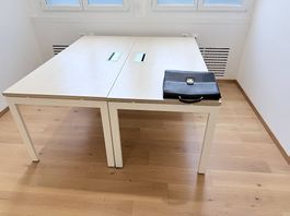 Lot de 4 grands bureaux professionnels 
