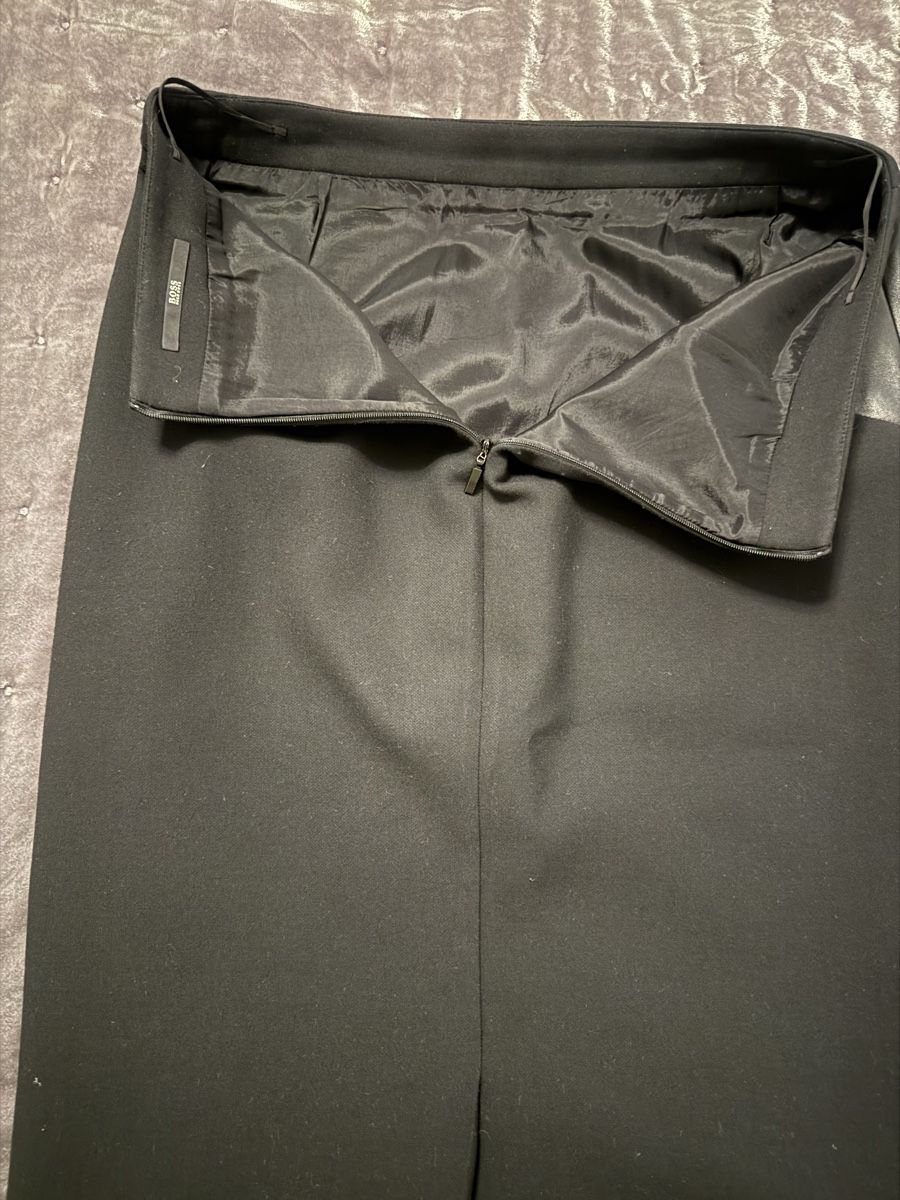 Hugo Boss Gonne: Damen Rock schwarz – Usato da Sarnen venduto da Sla_ta 2